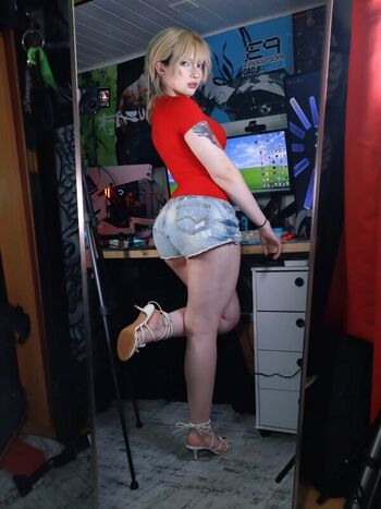 Full leaked Akemy sama page private photo