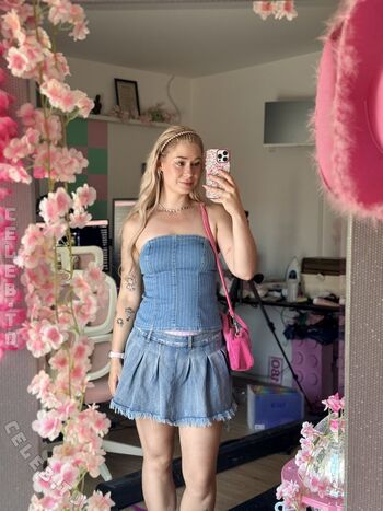 Full leaked Akkcess private photo