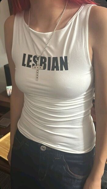 Full leaked Akriila private photo