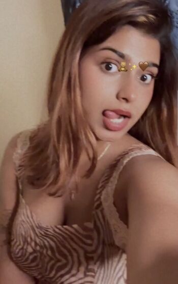 Full leaked Akshara k renjan private photo