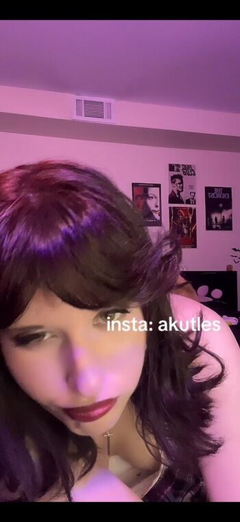 Akutles