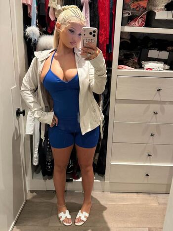 Full leaked Alabama barker page private photo