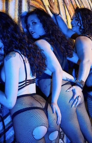 Full leaked Alabaster butt private photo