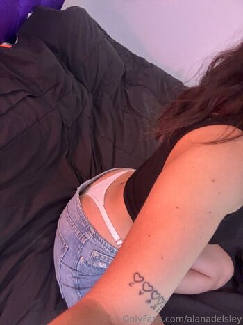Full leaked Alanadelsley private photo