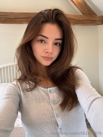 Full leaked Alanareynolds private photo