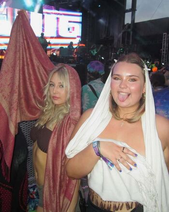 Full leaked Alayna private photo