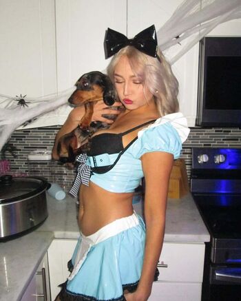 Full leaked Alayna private photo