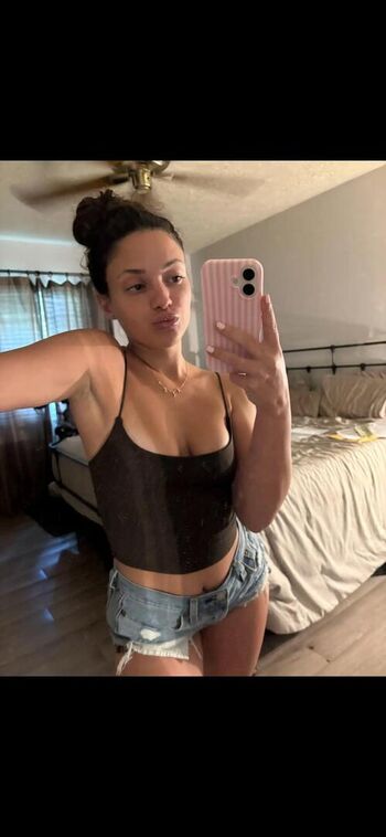 Full leaked Aleaarose private photo