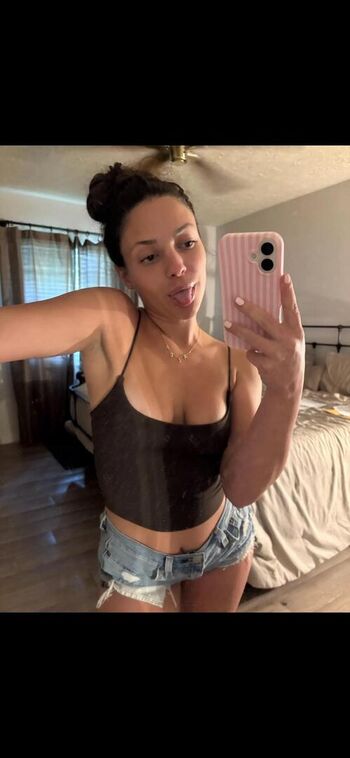 Full leaked Aleaarose private photo