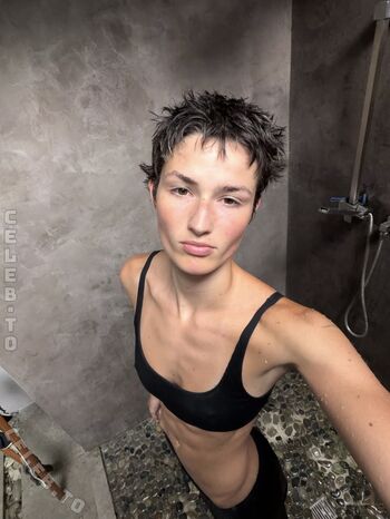 Full leaked Aleandrafrerk private photo
