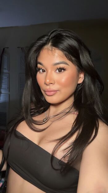 Full leaked Aleenatran private photo
