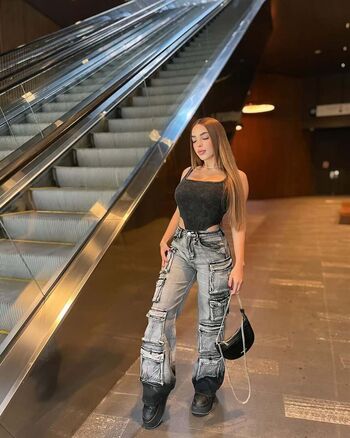 Full leaked Alejandra lm private photo