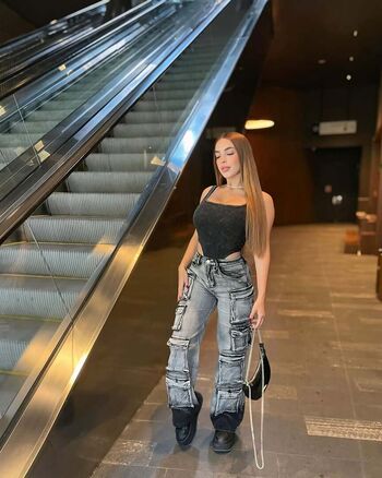 Full leaked Alejandra lm private photo