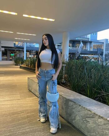 Full leaked Alejandra lm private photo