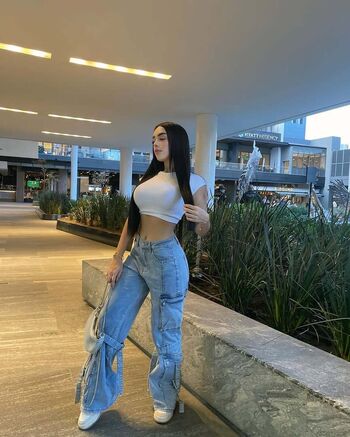 Full leaked Alejandra lm private photo