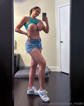 Full leaked Alessia model page private photo
