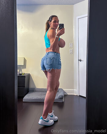Full leaked Alessia model page private photo