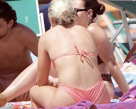 Full leaked Alessia russo page private photo