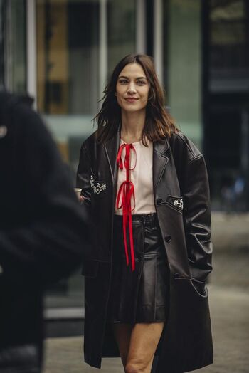 Full leaked Alexa chung page private photo