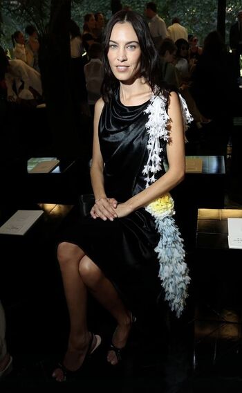 Full leaked Alexa chung private photo