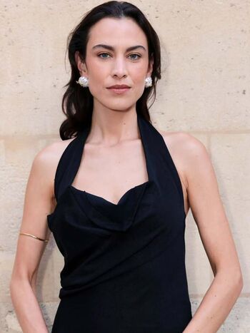 Full leaked Alexa chung private photo