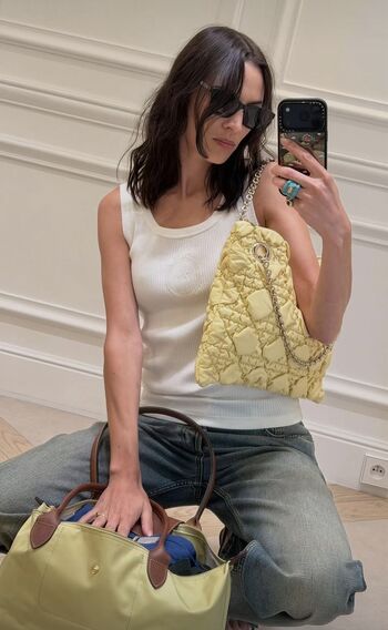 Full leaked Alexa chung private photo