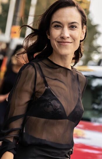 Full leaked Alexa chung private photo