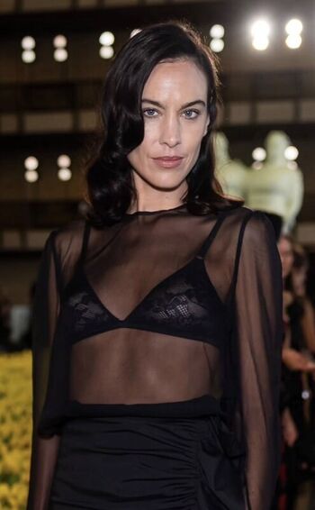 Full leaked Alexa chung private photo