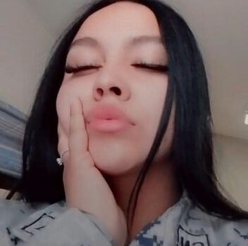 Full leaked Alexa vila private photo