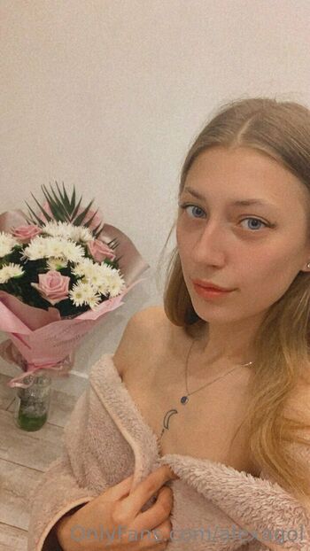 Full leaked Alexagol private photo