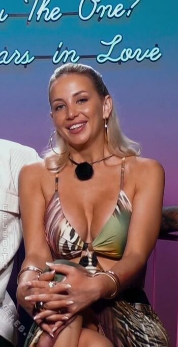 Full leaked Alexandra leonhard private photo