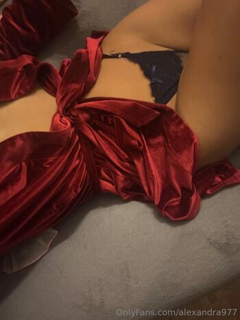 Full leaked Alexandraa private photo