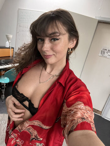 Full leaked Alexia burns page private photo