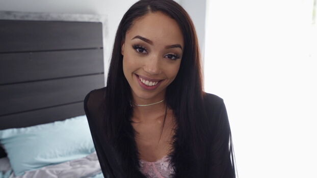 Full leaked Alexis tae page private photo
