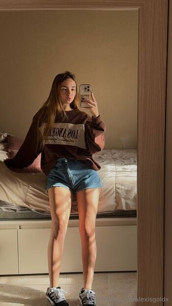 Full leaked Alexisgoldx private photo