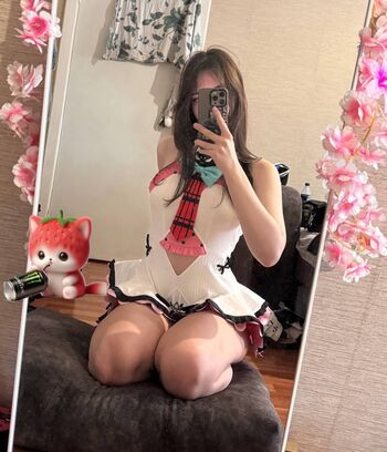 Full leaked Aleyyycos private photo