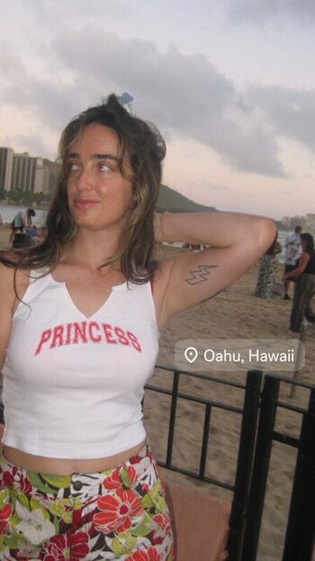 Full leaked Ali macofsky private photo