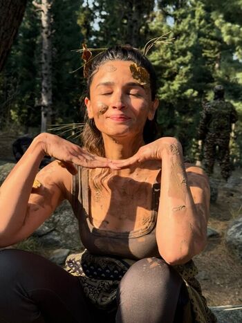 Full leaked Alia bhatt private photo