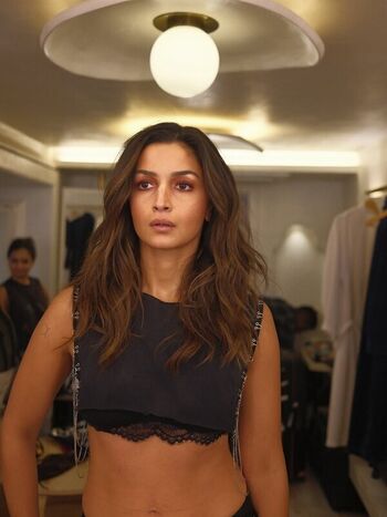 Full leaked Alia bhatt private photo