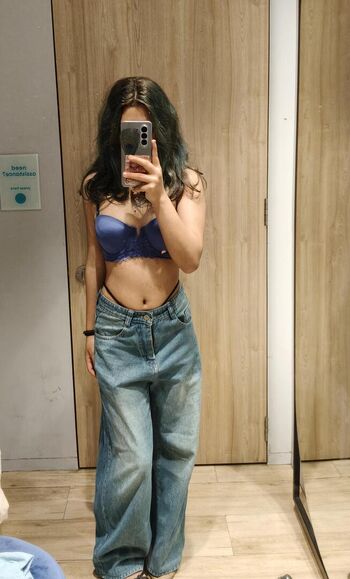 Full leaked Aliaslutt private photo