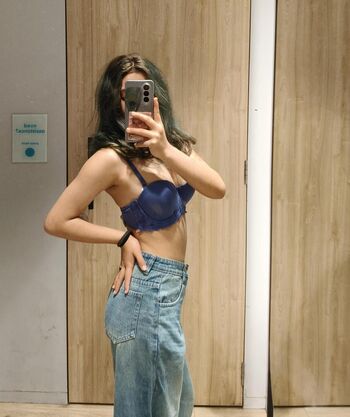 Full leaked Aliaslutt private photo