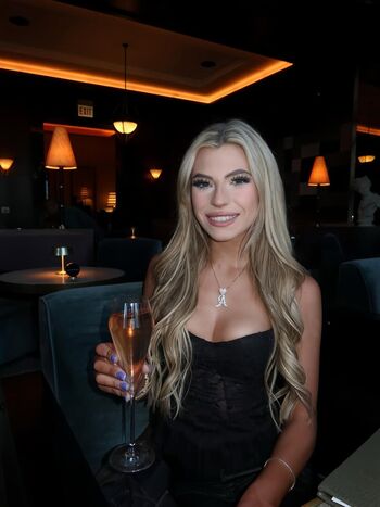 Full leaked Alibites private photo