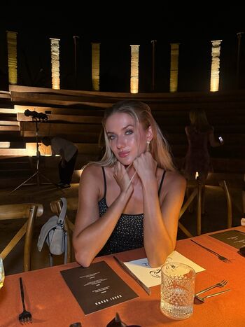Full leaked Alica schmidt private photo