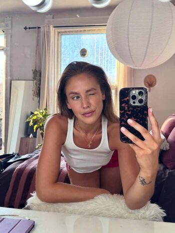 Full leaked Alice clement private photo