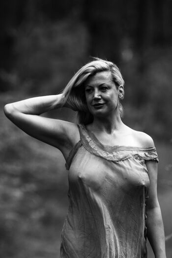 Full leaked Alice private photo