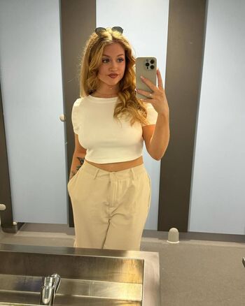 Full leaked Alicee mayanne private photo
