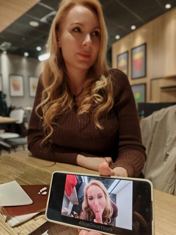 Full leaked Aliceonceyours private photo