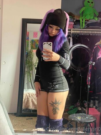 Full leaked Aliengirl private photo
