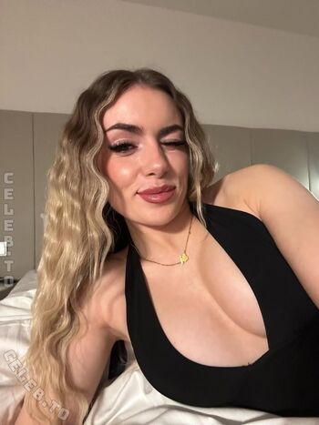 Full leaked Alinahrndz private photo