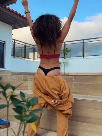 Full leaked Aline borges private photo